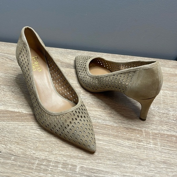 Franco Sarto Dew Perforated Kitten Heel Shoes Nude Genuine Suede Pointed Toe 9 - Picture 9 of 9
